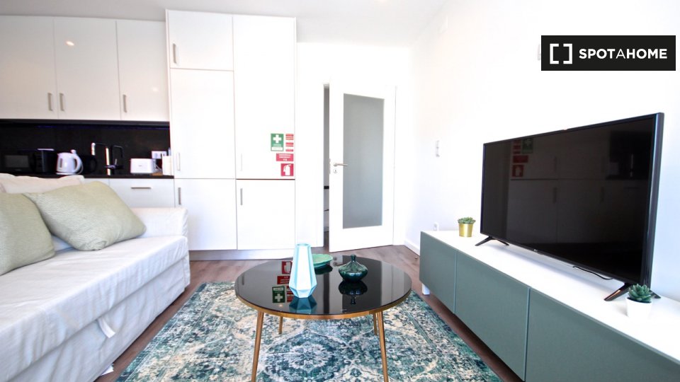 Apartment Lisbon, 1 bed — photo 5