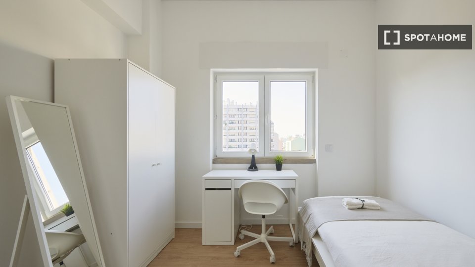 Double room Lisbon, 7 beds — photo 4