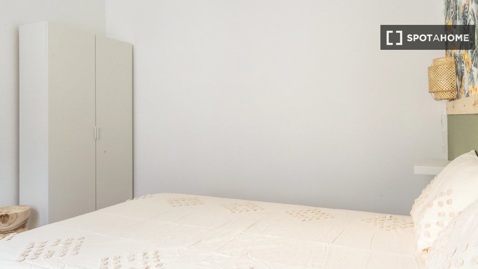 Double room Lisbon, 10 beds — photo 11
