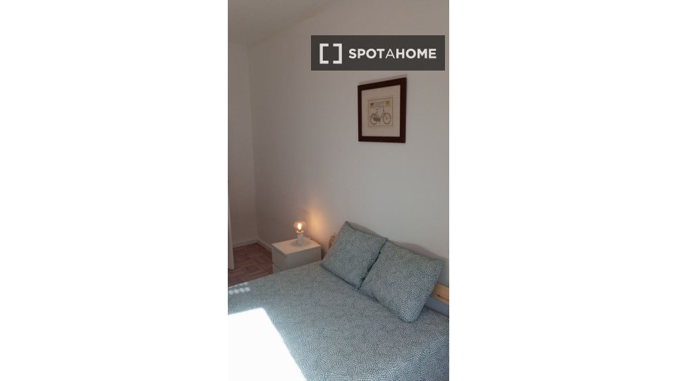 Double room Porto, 5 beds, 180m² — photo 12