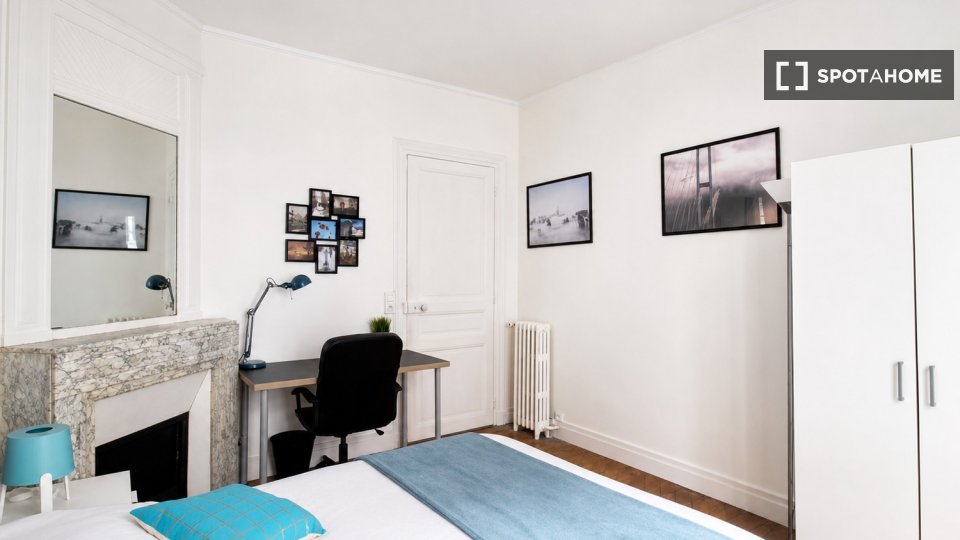 Chambre double Paris, 3 chambres — photo 23