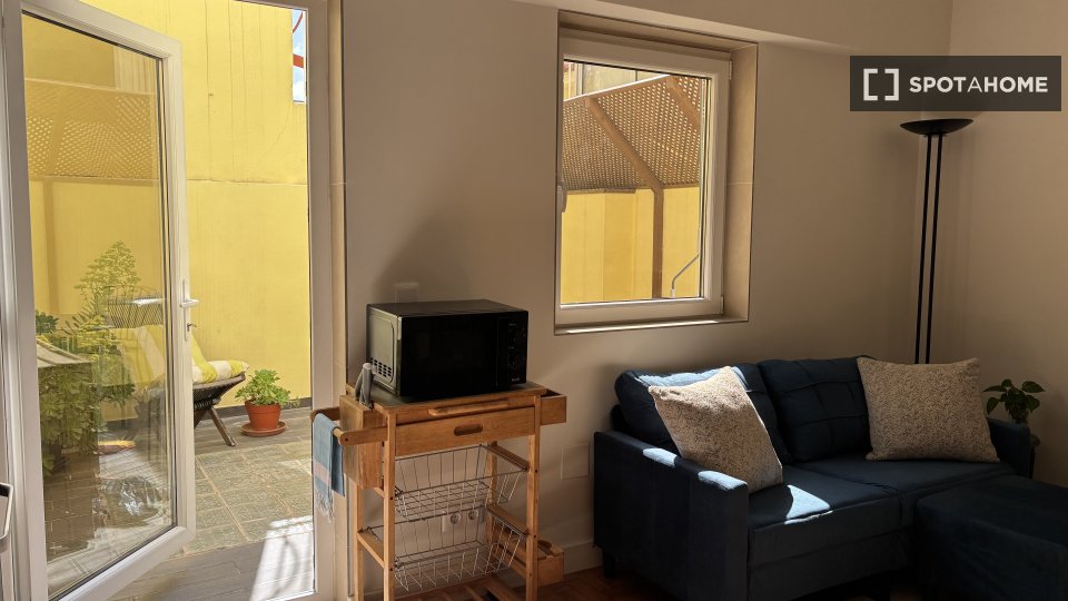 Apartment Lisbon, 1 bed — photo 12