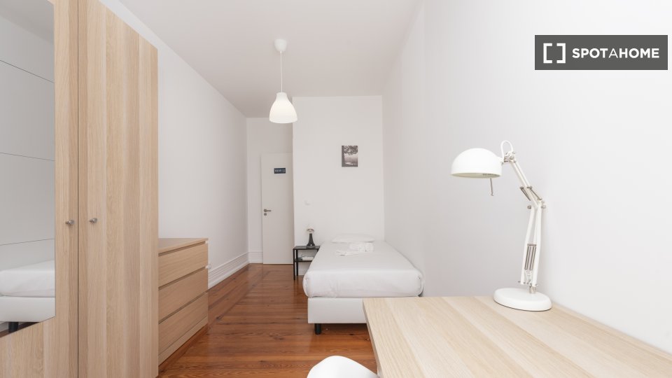 Double room Lisbon, 11 beds — photo 3