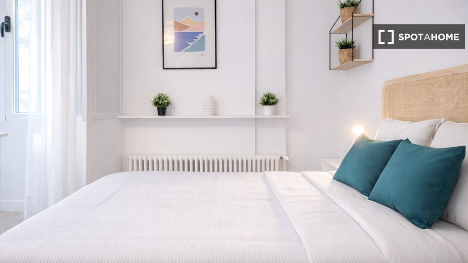Double room Madrid, 7 beds — photo 30