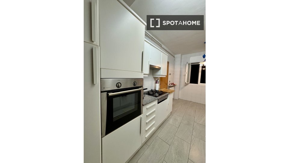 Double room Barcelona, 4 beds, 120m² — photo 8