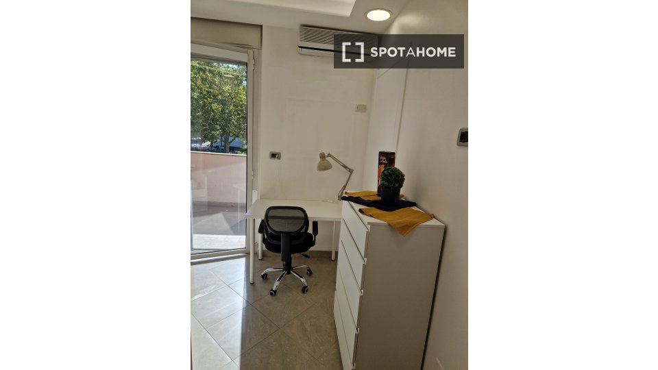 Double room Turin, 5 beds, 136m² — photo 12