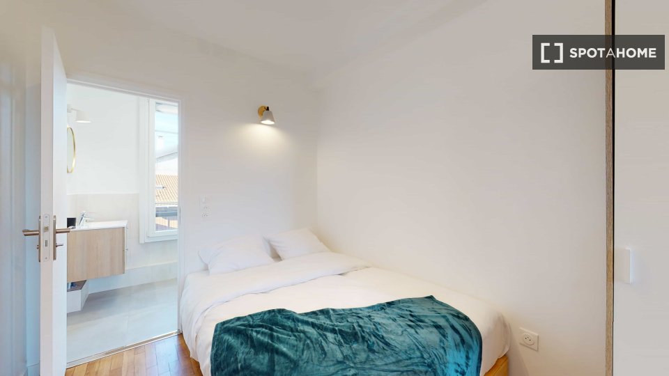Double room Paris, 8 beds — photo 19
