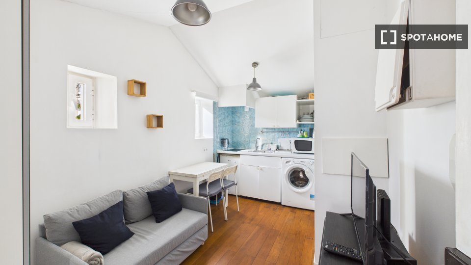 Apartment Lisbon, 1 bed, 25m² — photo 1