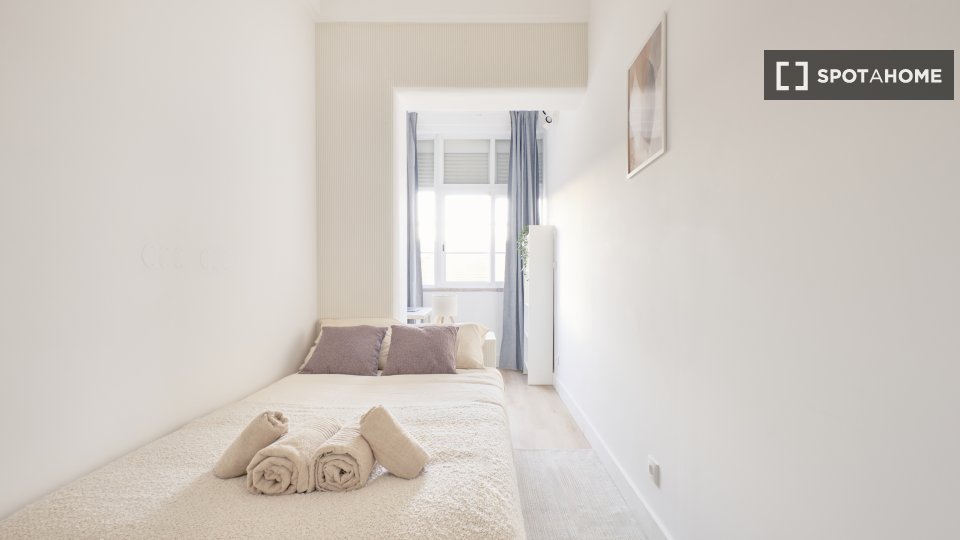 Double room Lisbon, 10 beds — photo 27