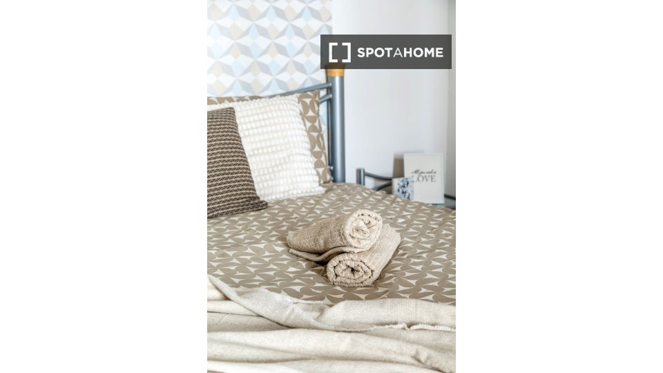 Double room Budapest, 3 beds, 80m² — photo 7