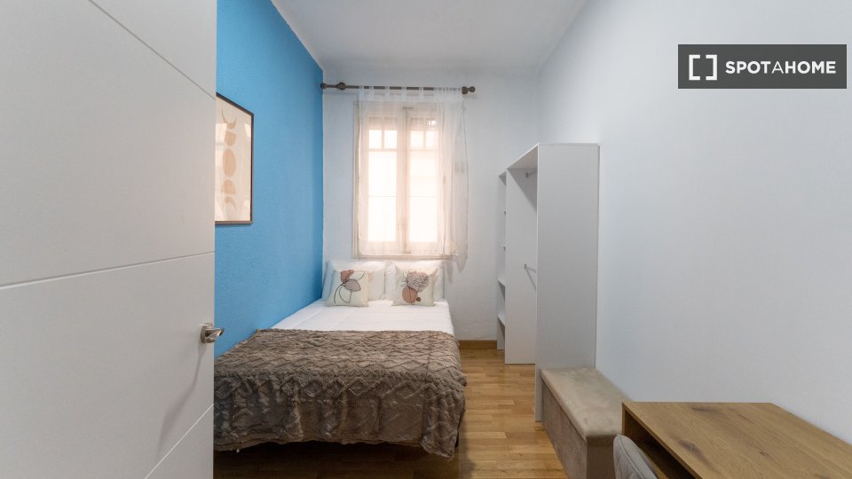 Double room Madrid, 7 beds — photo 6