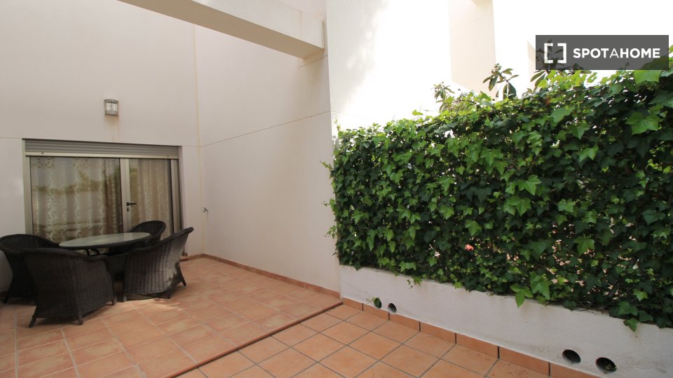 Apartment Alicante, 3 beds, 125m² — photo 18