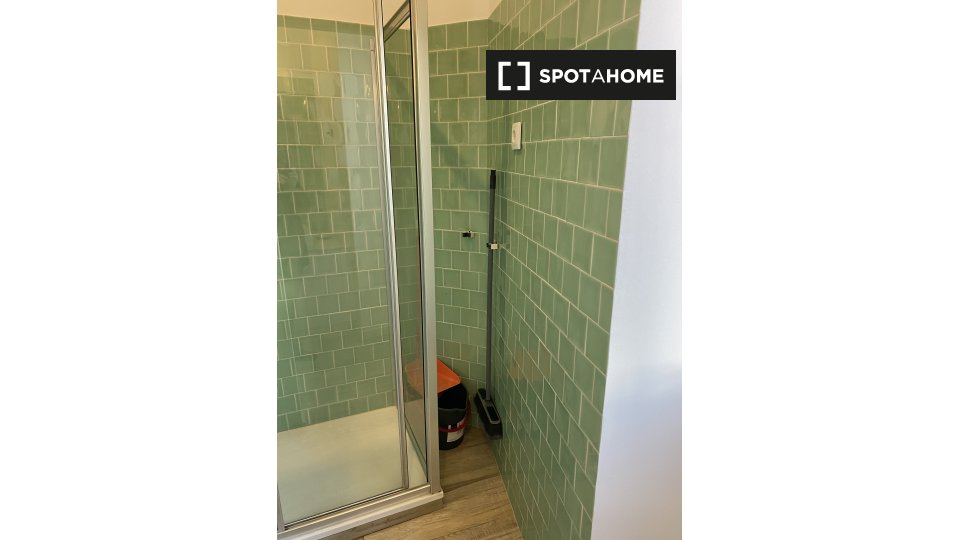Apartment mono Lisbon, 60m² — photo 11