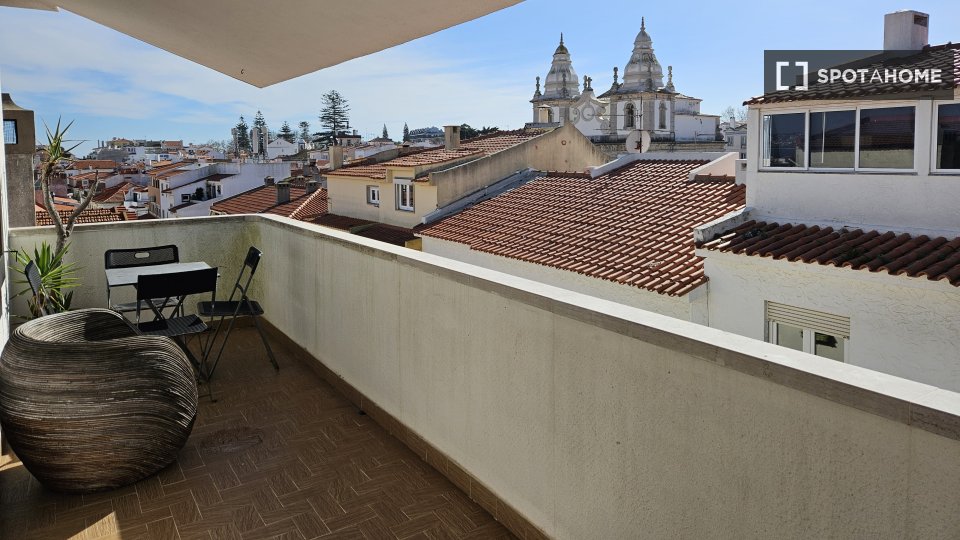 Apartment Lisbon, 2 beds — photo 15
