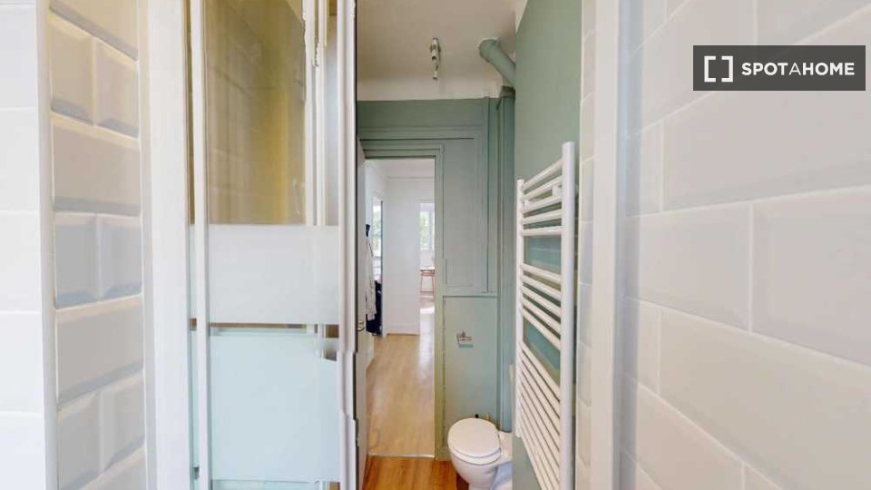 Double room Paris, 5 beds, 110m² — photo 14
