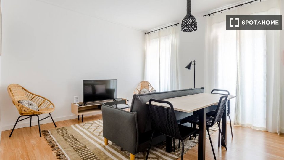 Apartment Lisbon, 2 beds — photo 1