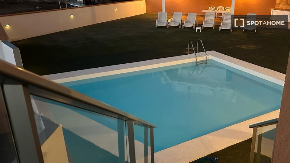 Apartment Santa_Cruz_De_Tenerife, 3 beds, 180m² — photo 5