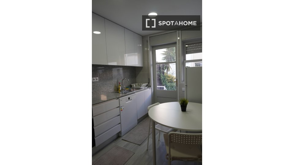 Double room Porto, 2 beds — photo 15