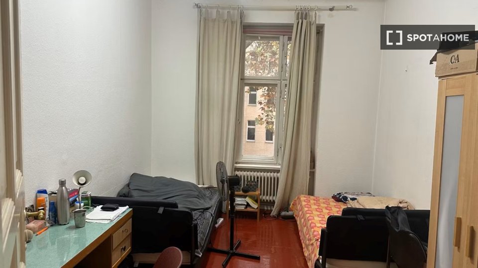 Double room Berlin, 4 beds — photo 2