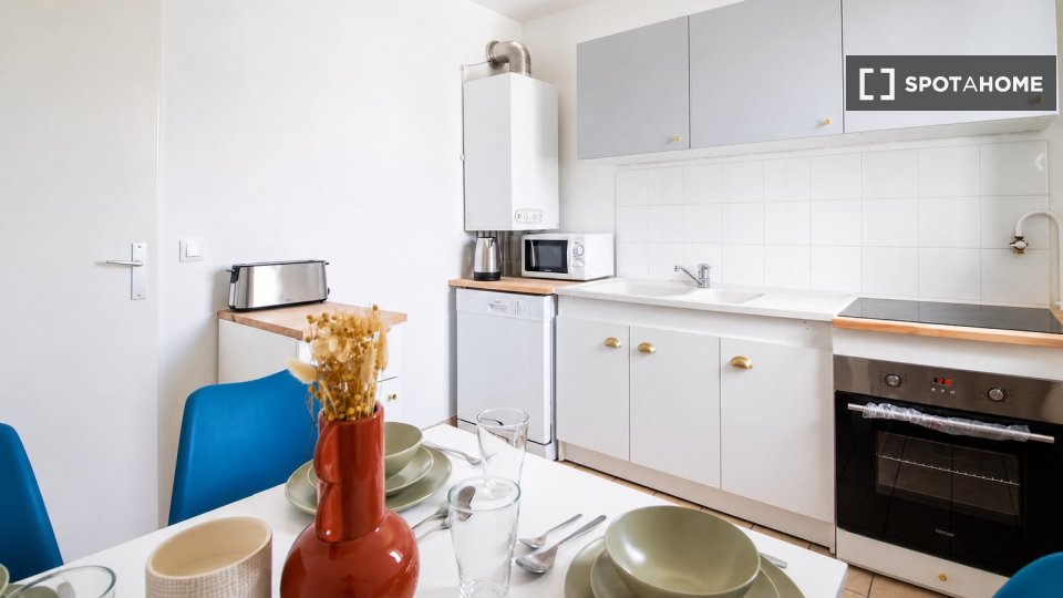 Chambre double Paris, 4 chambres — photo 32