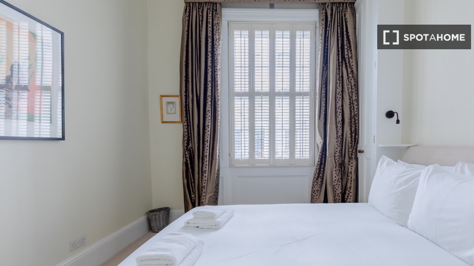 Apartment London, 2 beds — photo 2