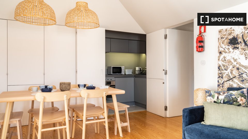 Apartment Lisbon, 2 beds — photo 5