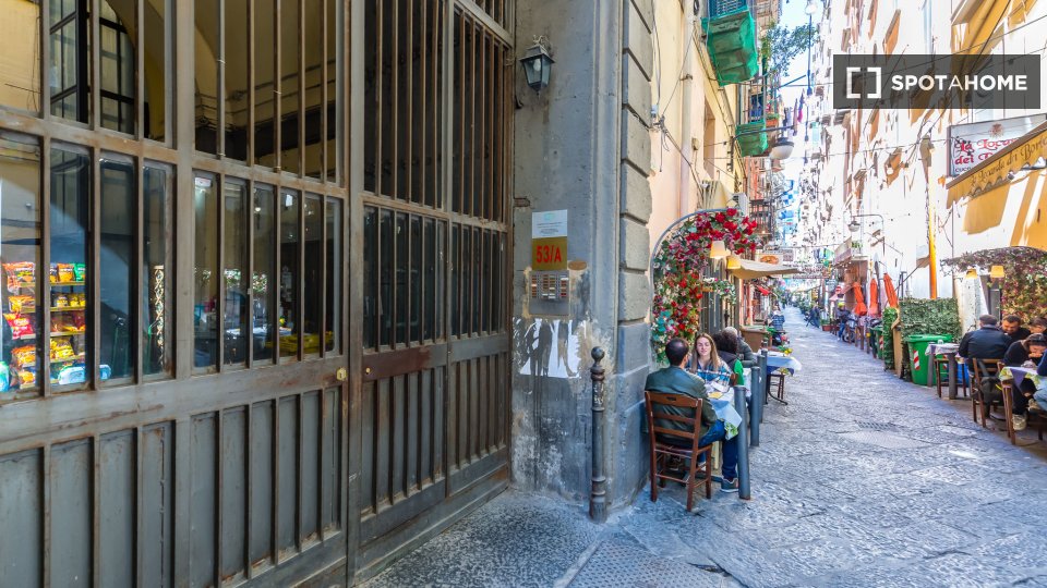 Apartment Naples, 1 bed, 41m² — photo 19