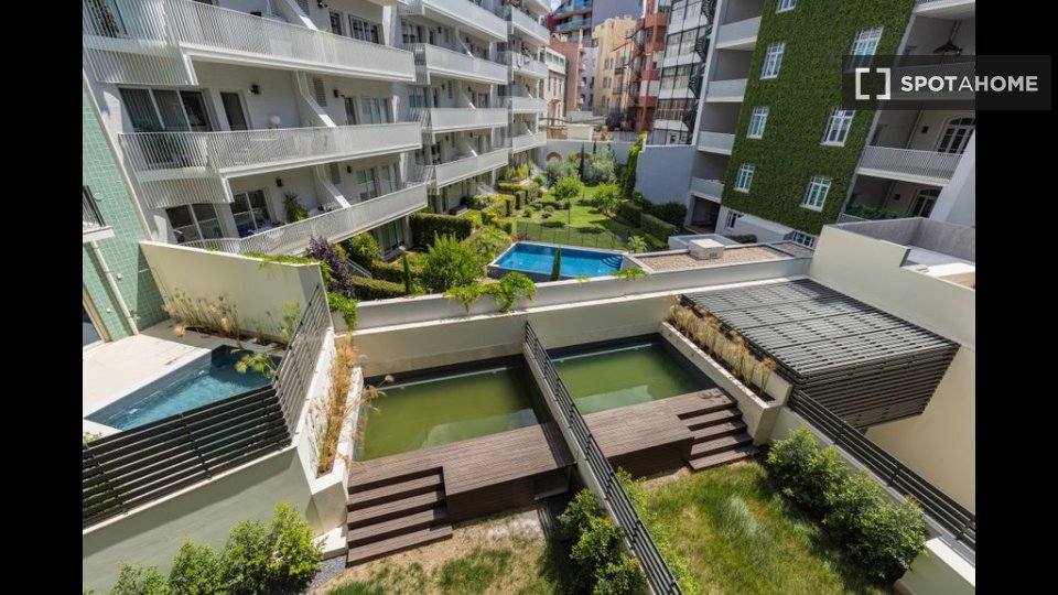 Apartment Lisbon, 1 bed — photo 18