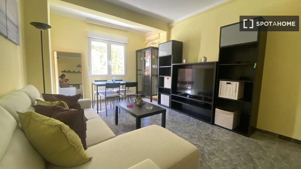 Apartment Madrid, 3 beds, 90m² — photo 3