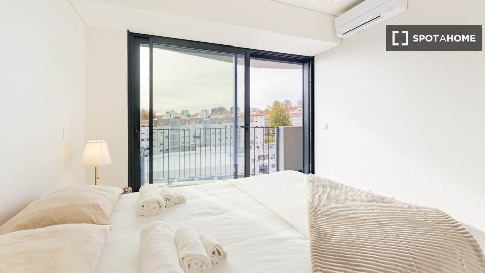 Apartment Lisbon, 1 bed, 60m² — photo 19