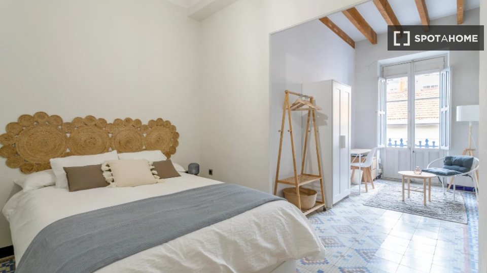Double room Alicante, 4 beds — photo 14