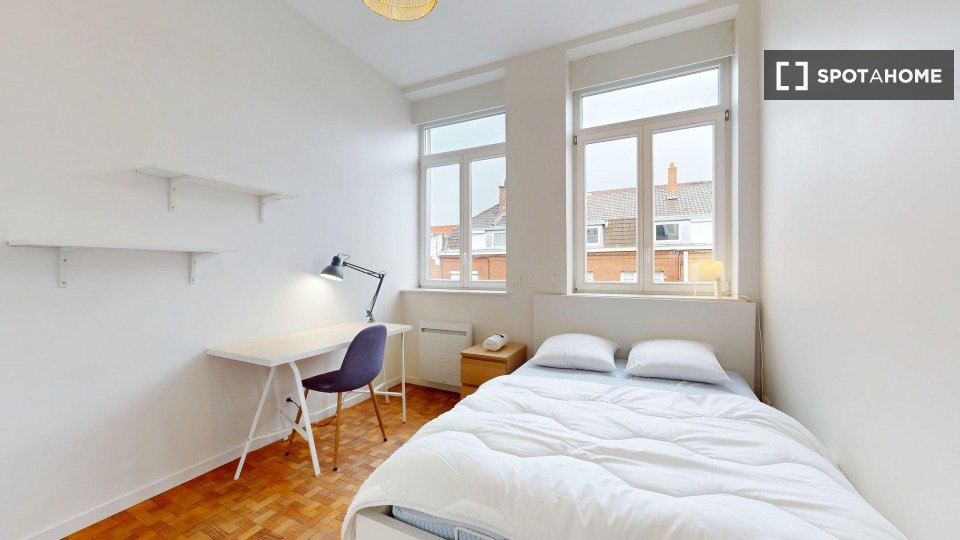Double room Lille, 6 beds — photo 12