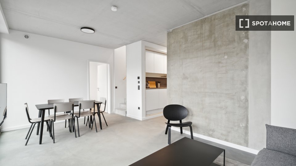 Double room Berlin, 6 beds, 121m² — photo 4