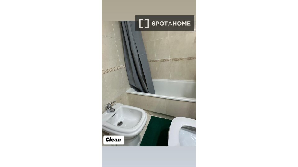 Double room Malaga, 3 beds, 150m² — photo 7