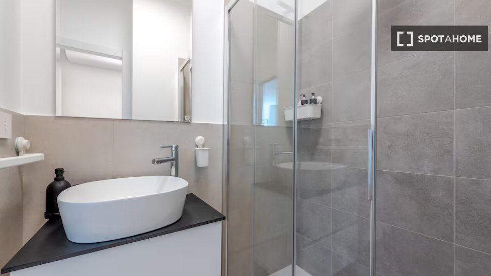 Apartment Milan, 1 bed — photo 17