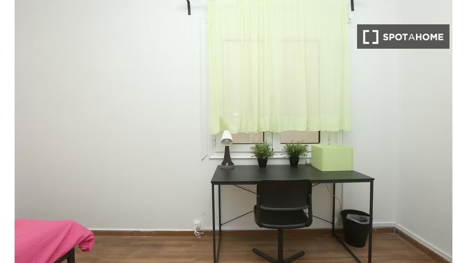Double room Athens, 8 beds — photo 2