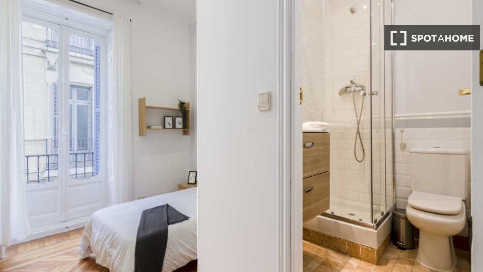 Camera doppia Madrid, 41 camere — foto 43