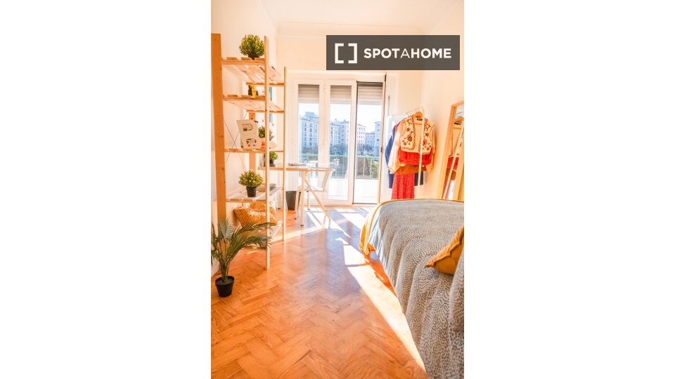 Double room Lisbon, 7 beds — photo 4
