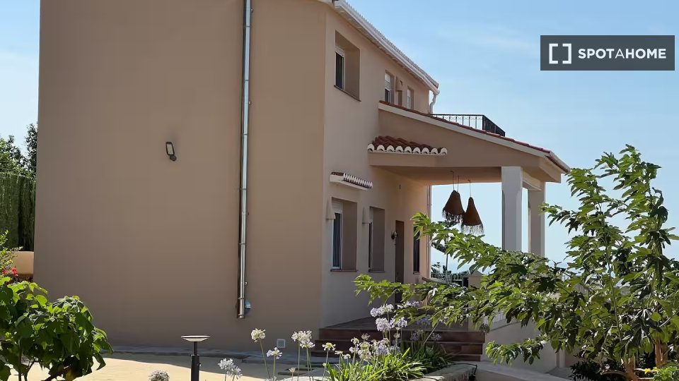 Apartment Valencia, 3 beds, 130m² — photo 4