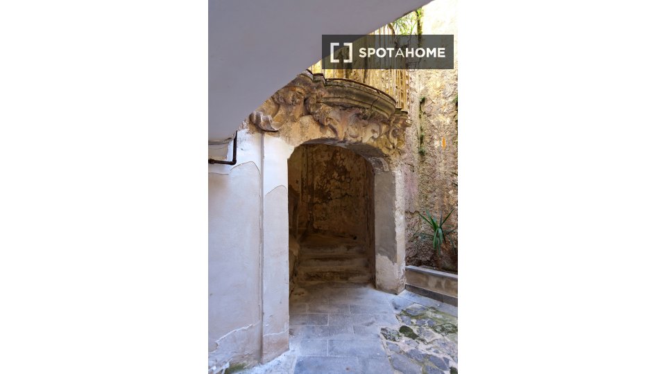 Apartment Naples, 1 bed — photo 10