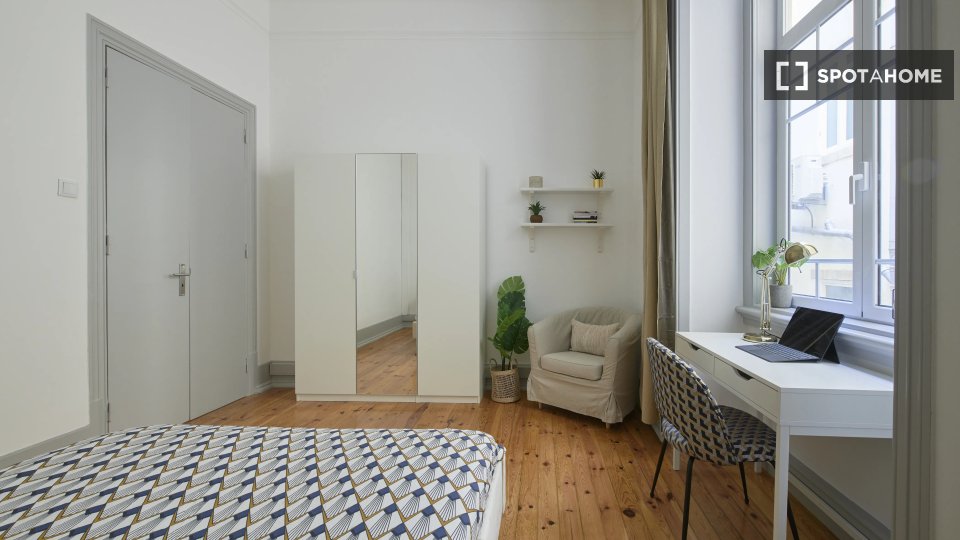 Double room Lisbon, 10 beds — photo 8