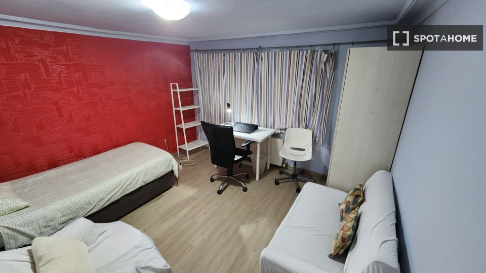 Double room Istanbul, 3 beds — photo 7
