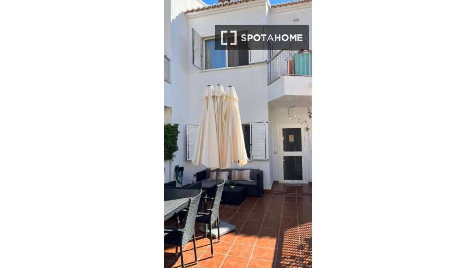 Apartment Valencia, 3 beds, 80m² — photo 2