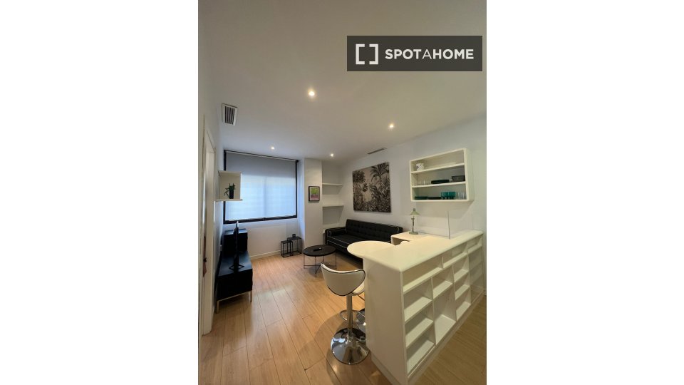 Apartment mono Madrid, 50m² — photo 1