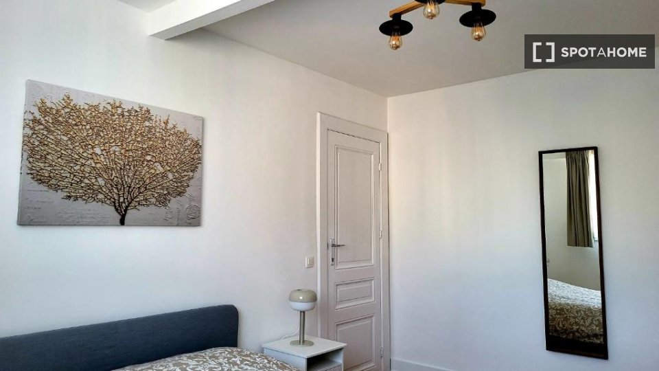 Double room Brussels, 6 beds — photo 11