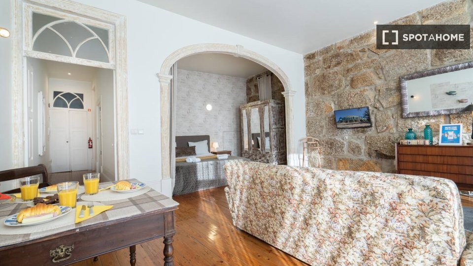 Apartment Porto, 1 bed — photo 1