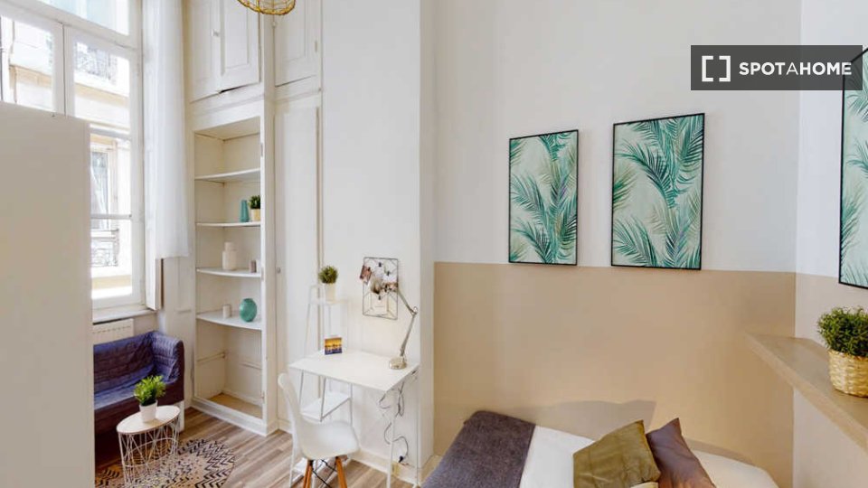 Double room Lyon, 4 beds, 90m² — photo 14