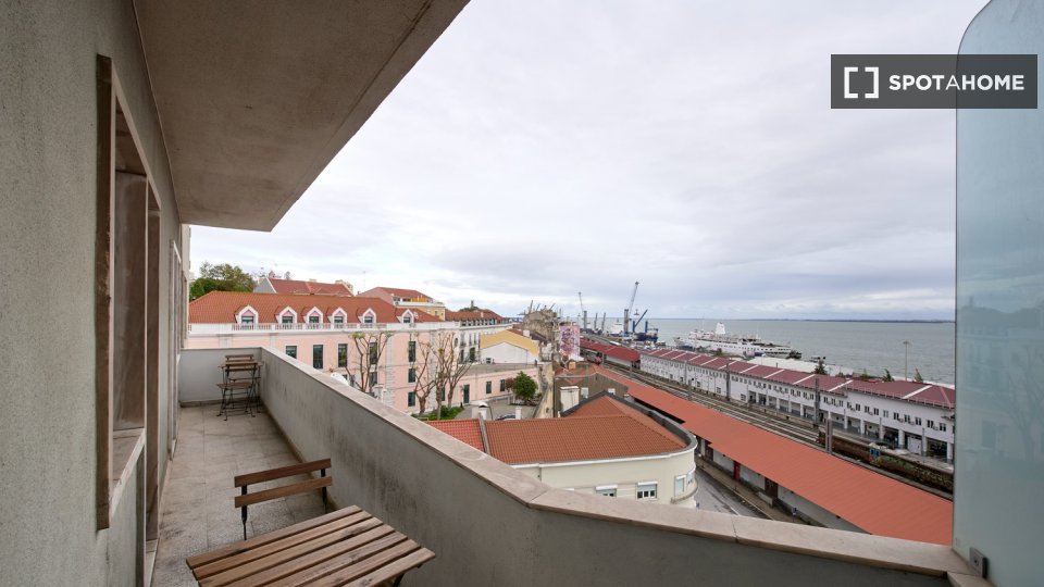 Double room Lisbon, 8 beds — photo 19
