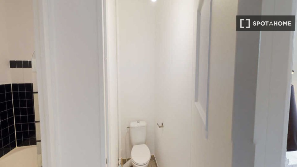 Double room Lyon, 5 beds, 70m² — photo 15