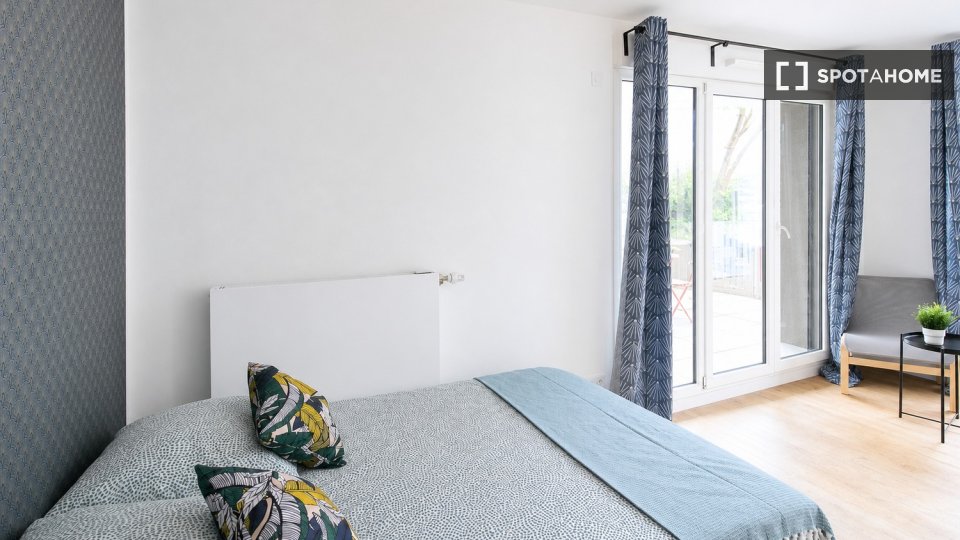 Chambre double Paris, 4 chambres — photo 37